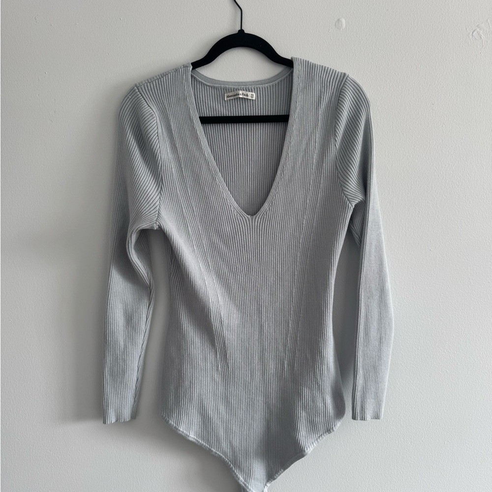 Abercrombie & Fitch Light Gray Ribbed Top